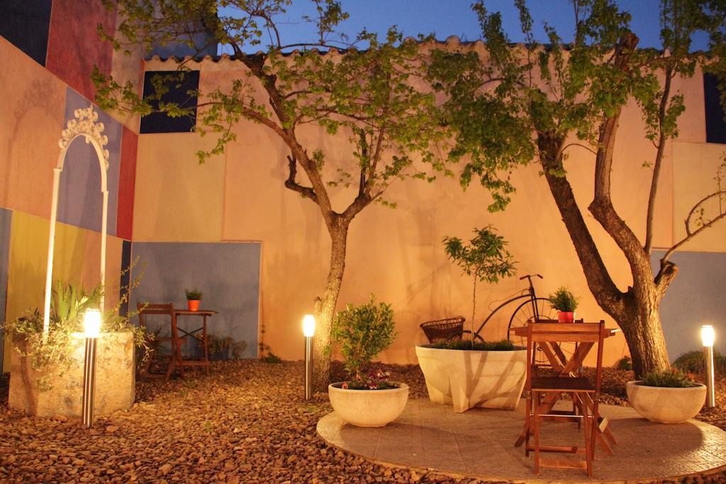 Hospedium Aloque Posada Hotel Rural バルデペニャス エクステリア 写真